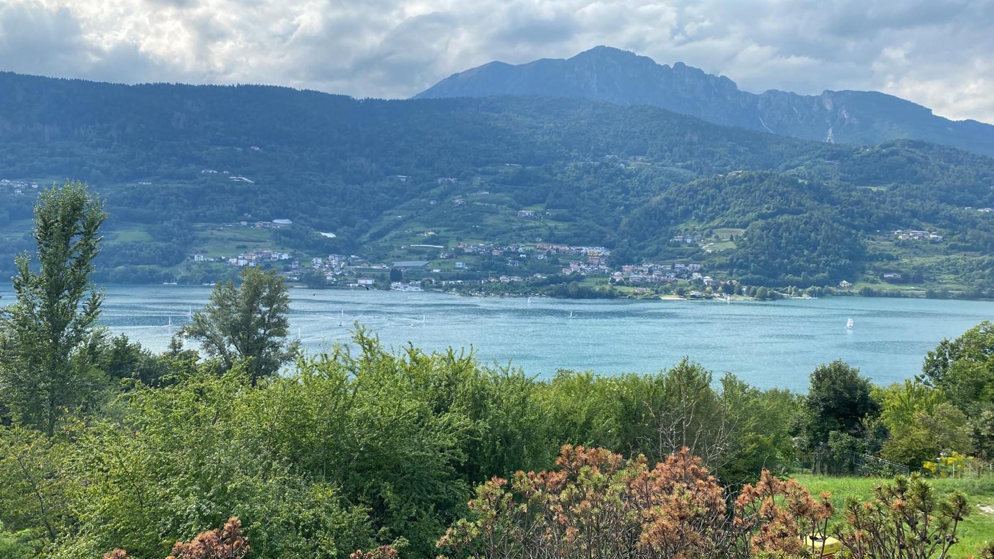 Lake Apartment Ischia Red Tenna Εξωτερικό φωτογραφία